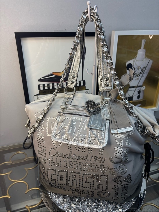 Coach Handbags - Coach Poppy Limited Edition Ombré Storypatch Spotlight XL Tote Bag EUC